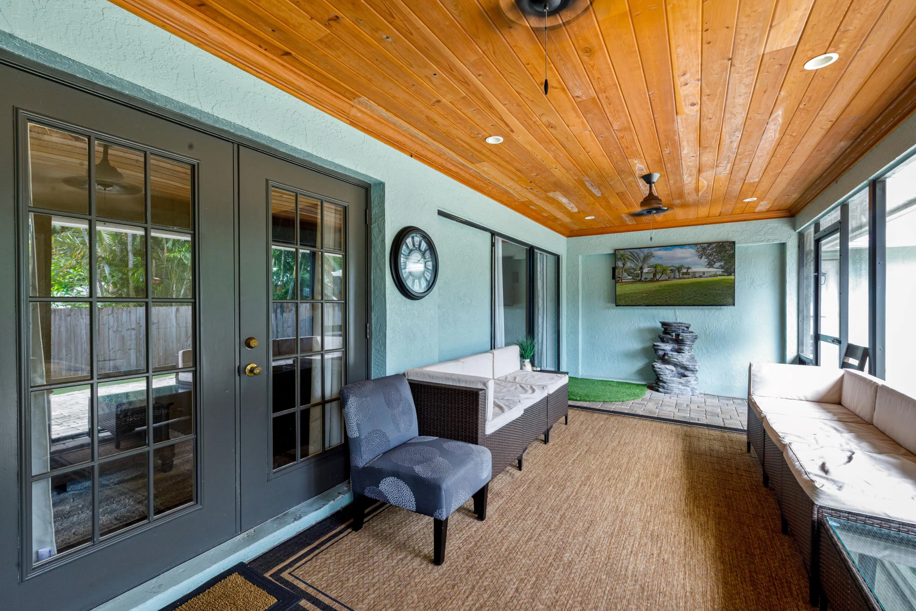1225 SW Magnolia Bluff Drive