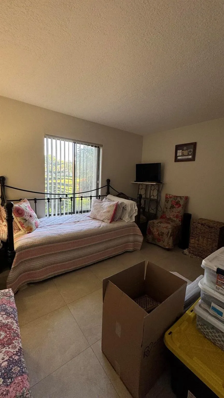 719 Sunny Pine Way, #B1