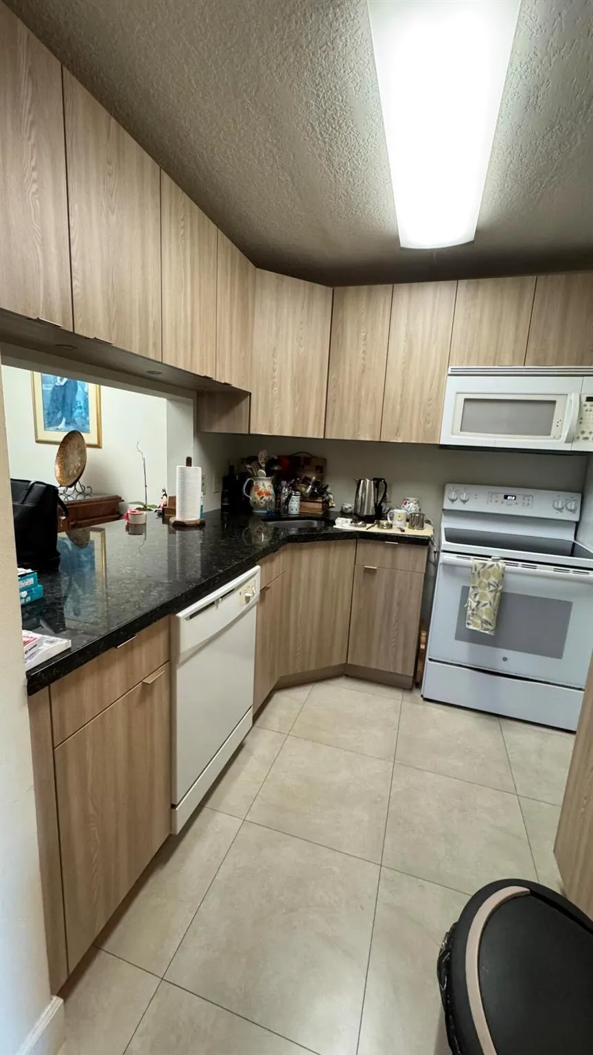 719 Sunny Pine Way, #B1