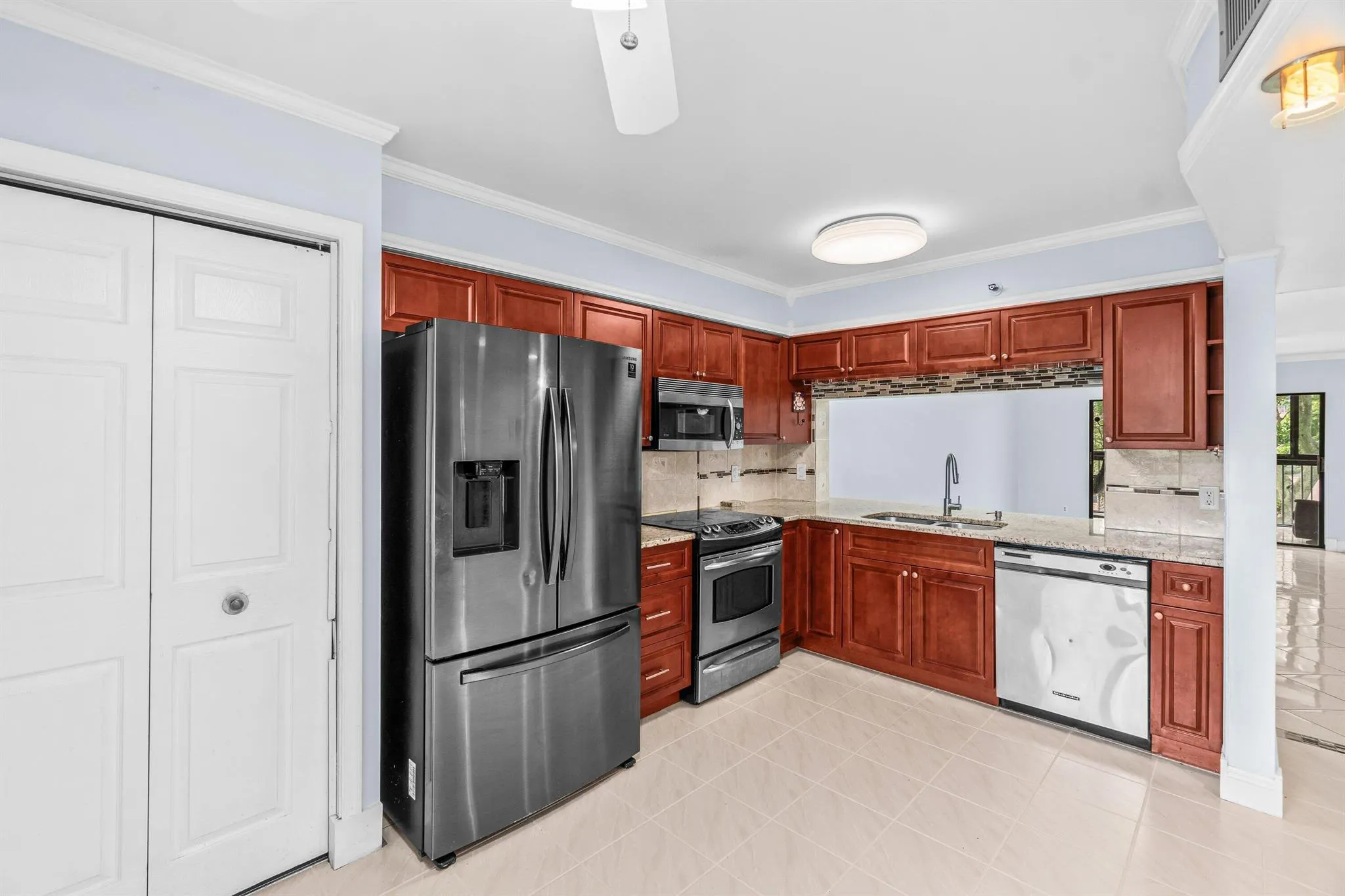 14475 N Strathmore Lane, #308