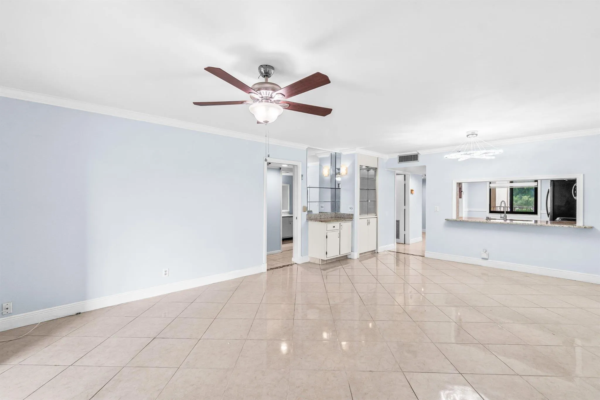 14475 N Strathmore Lane, #308