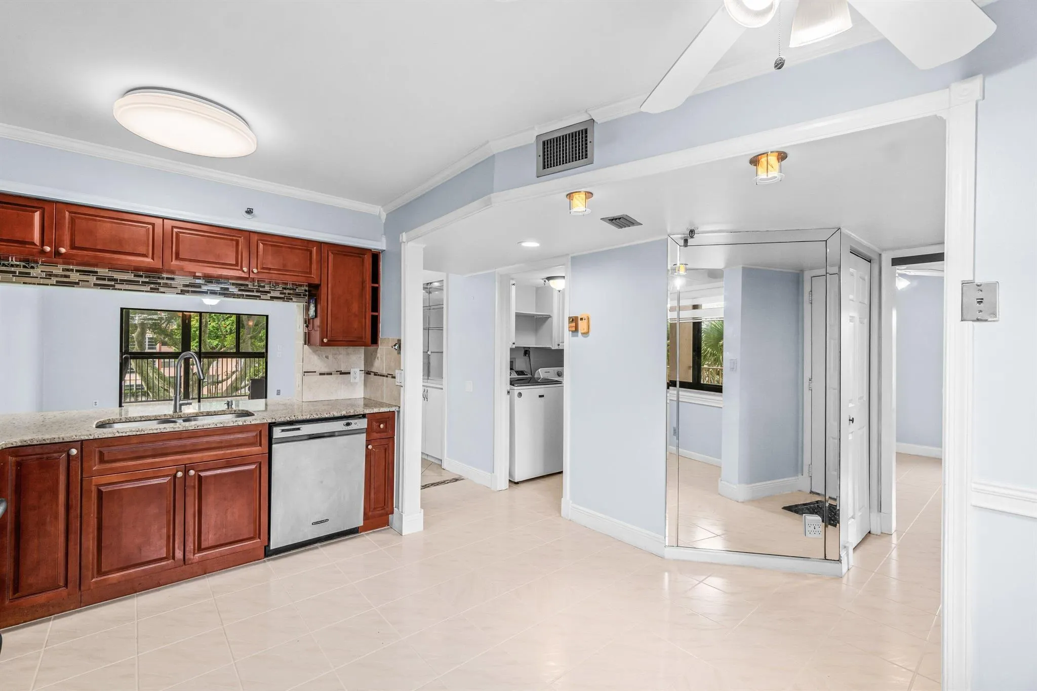 14475 N Strathmore Lane, #308