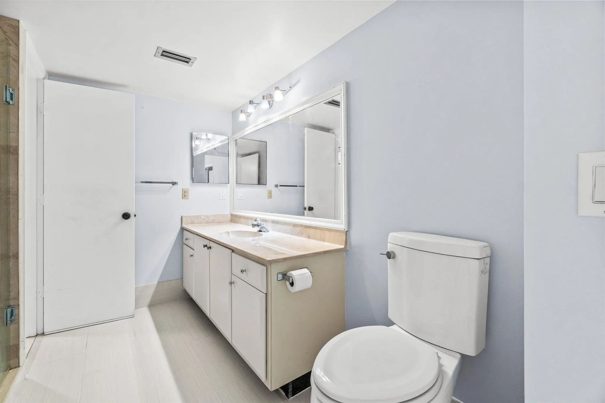 14475 N Strathmore Lane, #308