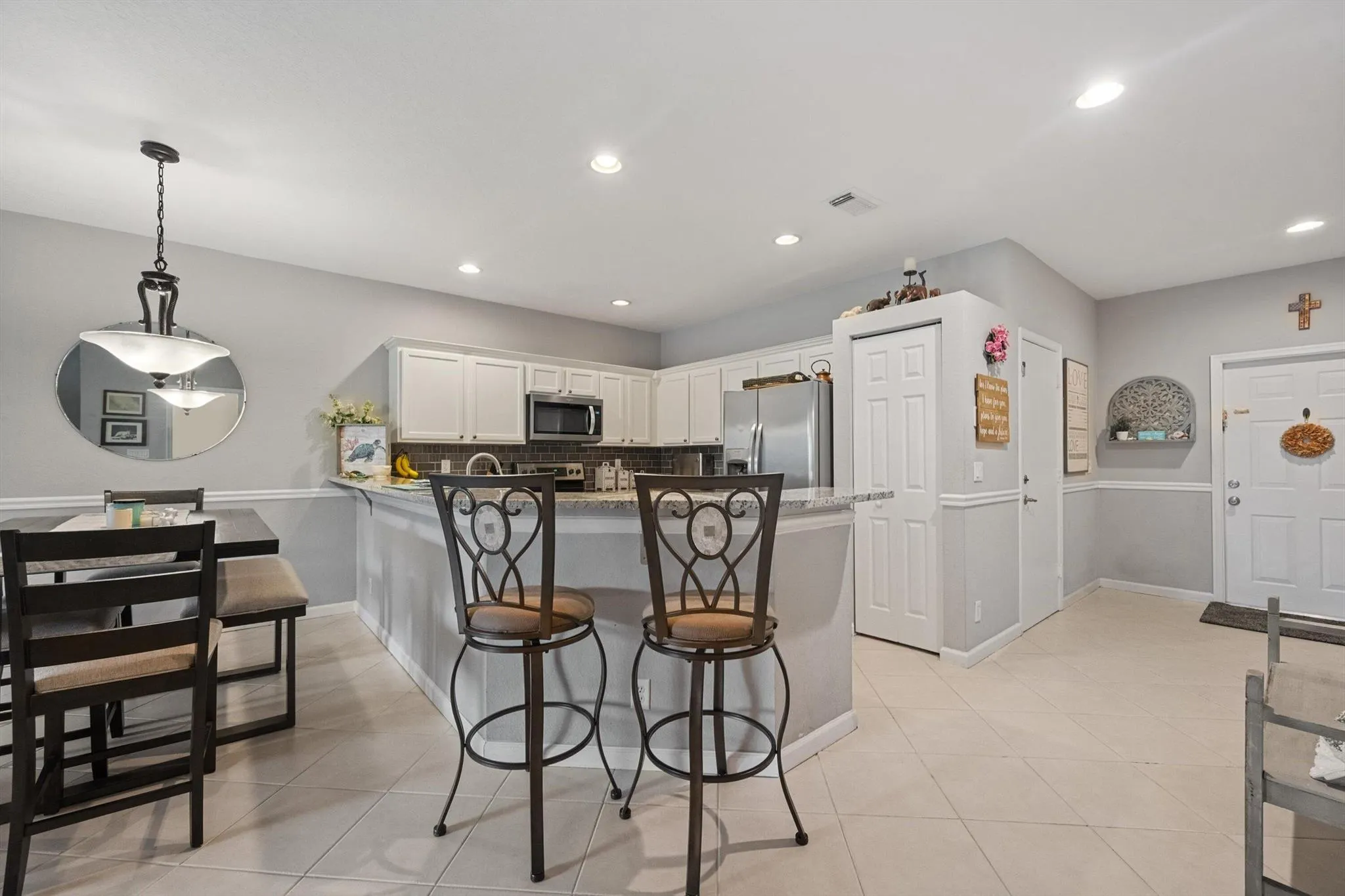 13380 Georgian Court