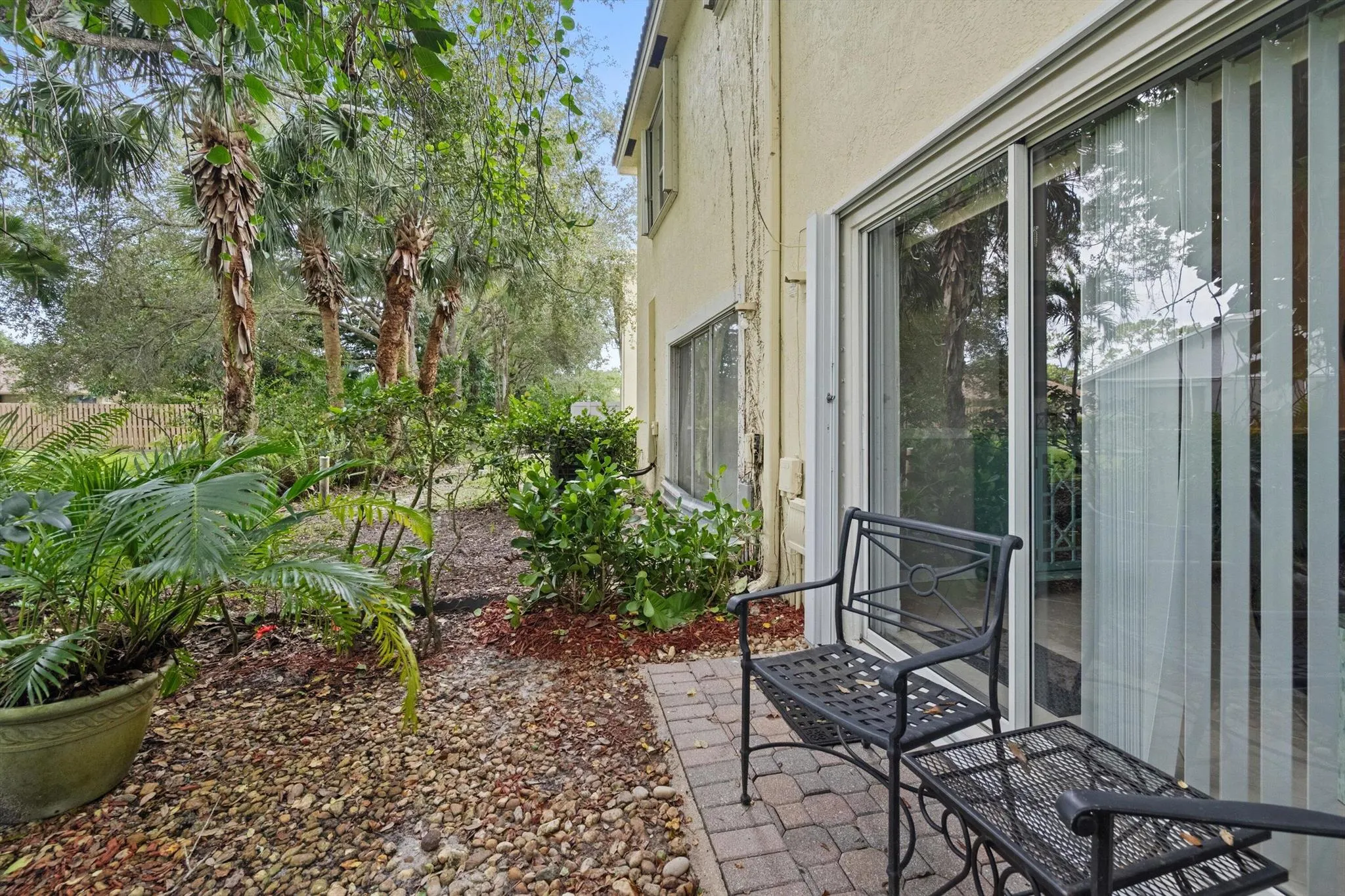 13380 Georgian Court