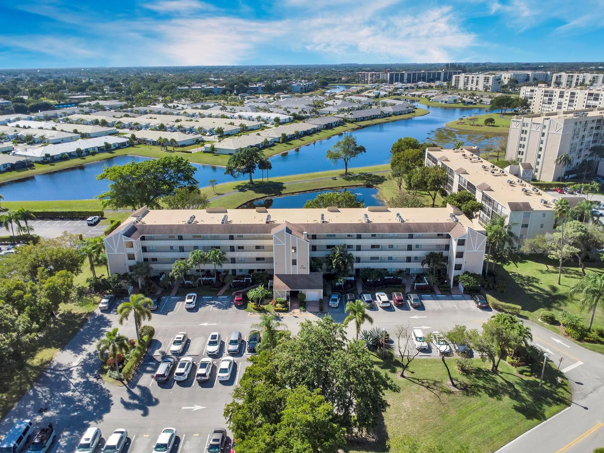 7146 Huntington Lane, #403