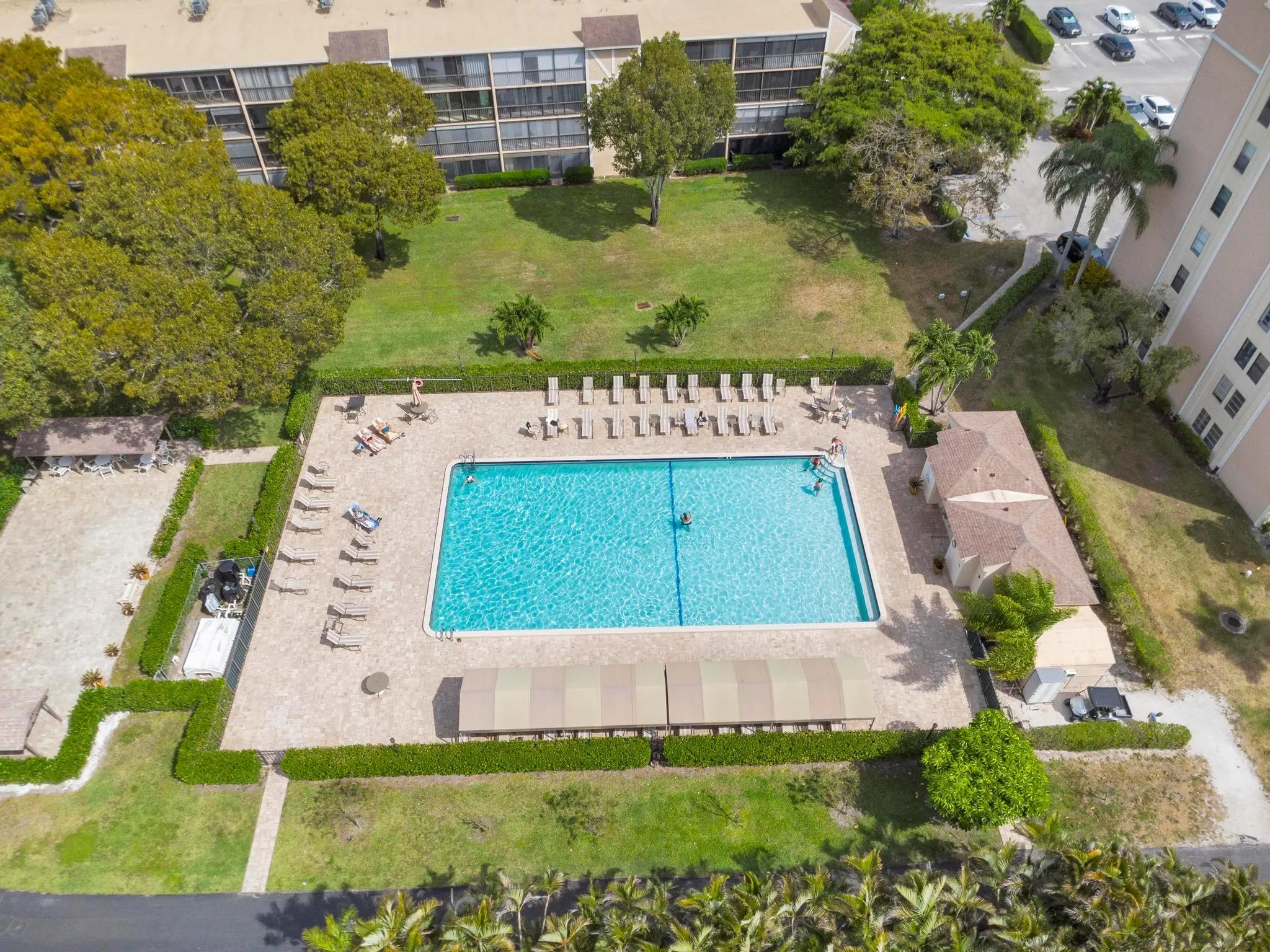 7146 Huntington Lane, #403