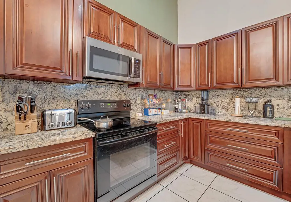 1139 Summit Trail Circle, #B