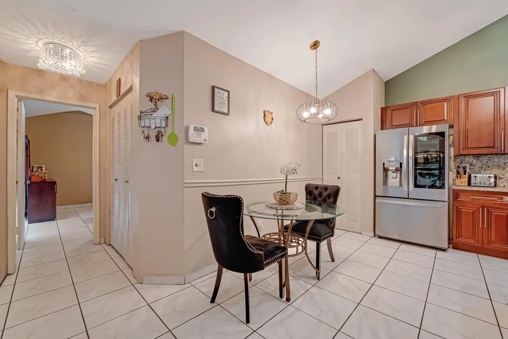 1139 Summit Trail Circle, #B