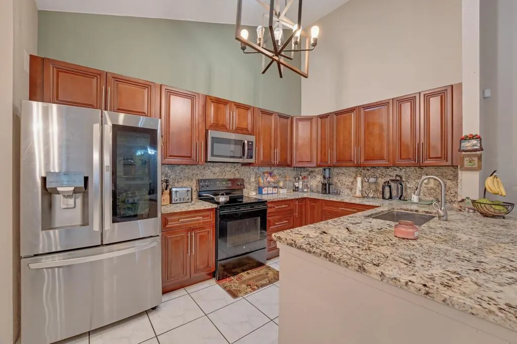 1139 Summit Trail Circle, #B