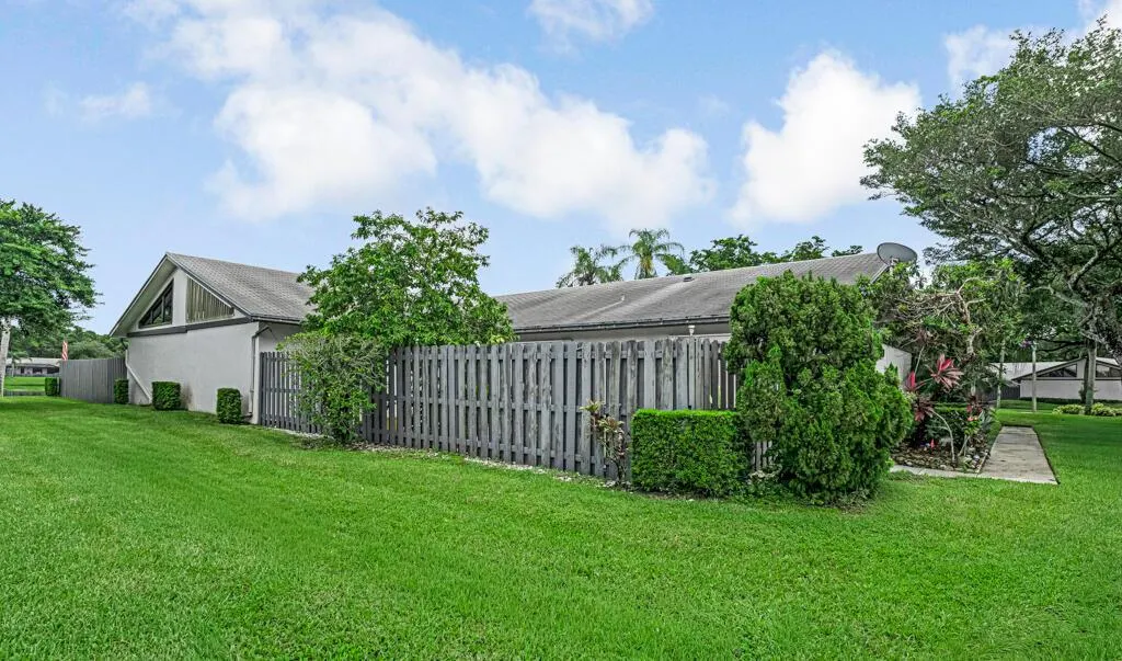 1139 Summit Trail Circle, #B