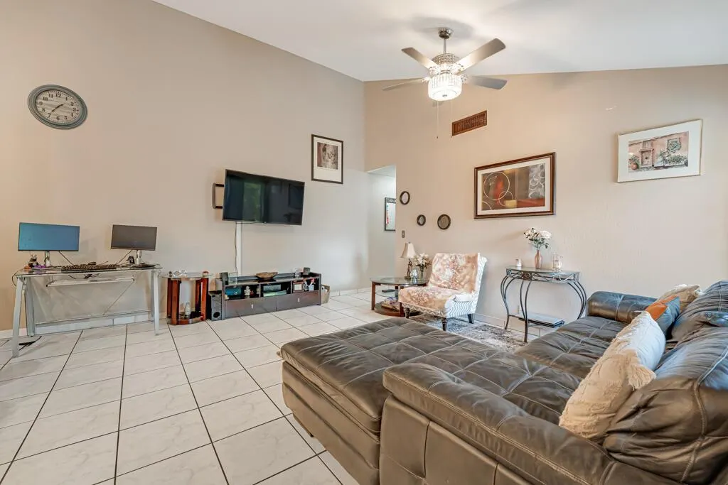 1139 Summit Trail Circle, #B
