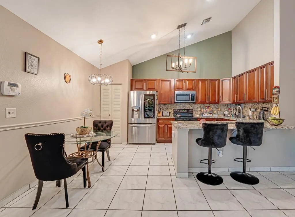 1139 Summit Trail Circle, #B