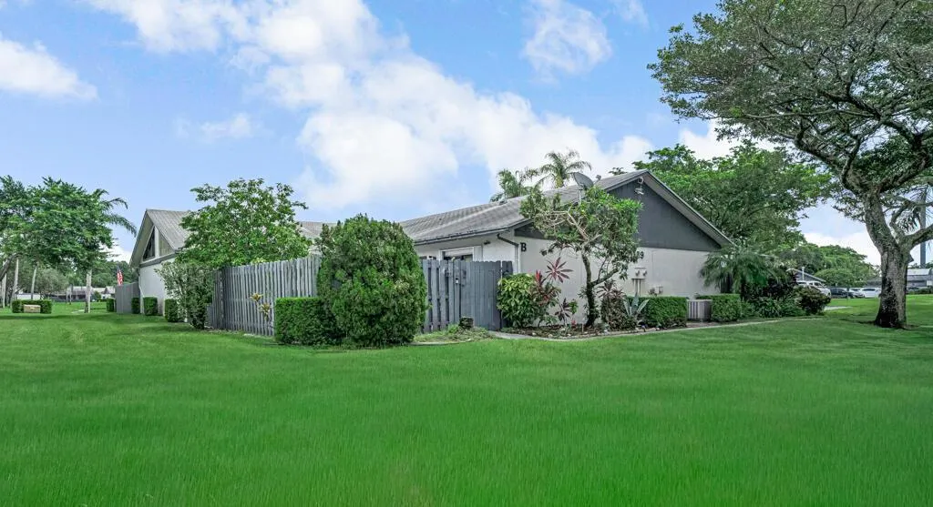 1139 Summit Trail Circle, #B