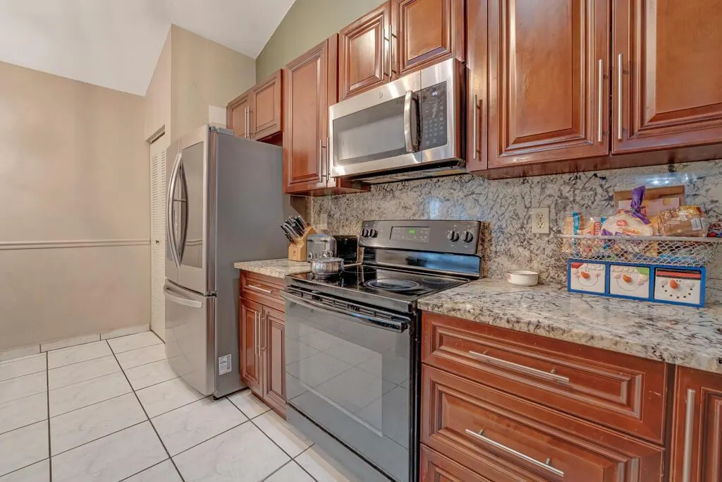 1139 Summit Trail Circle, #B