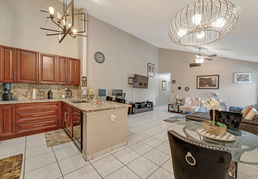 1139 Summit Trail Circle, #B