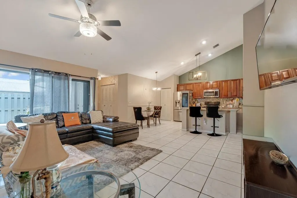 1139 Summit Trail Circle, #B