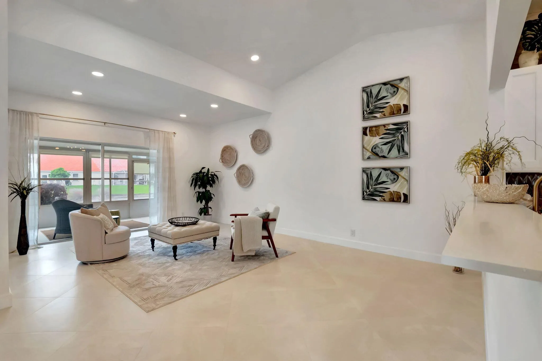 15465 Lake Magnolia Place