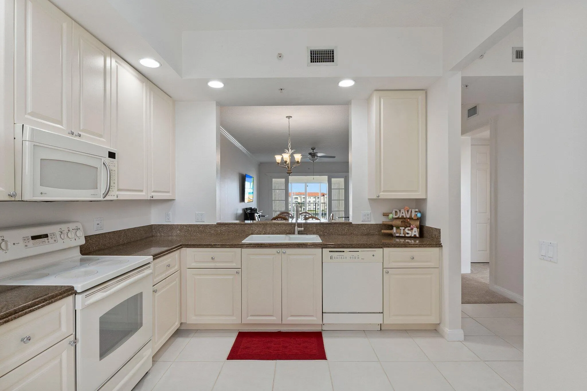 13 Harbour Isle Drive W, #Ph02