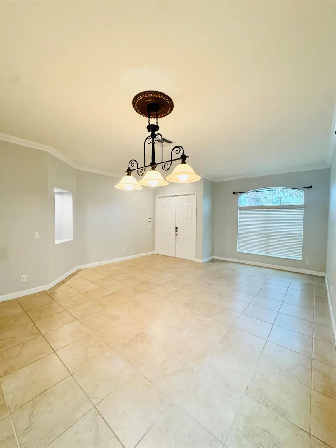 1807 Berkshire Circle SW