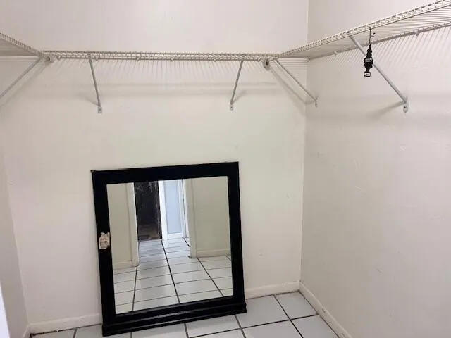 1721 NW 15th View, #Unit 12