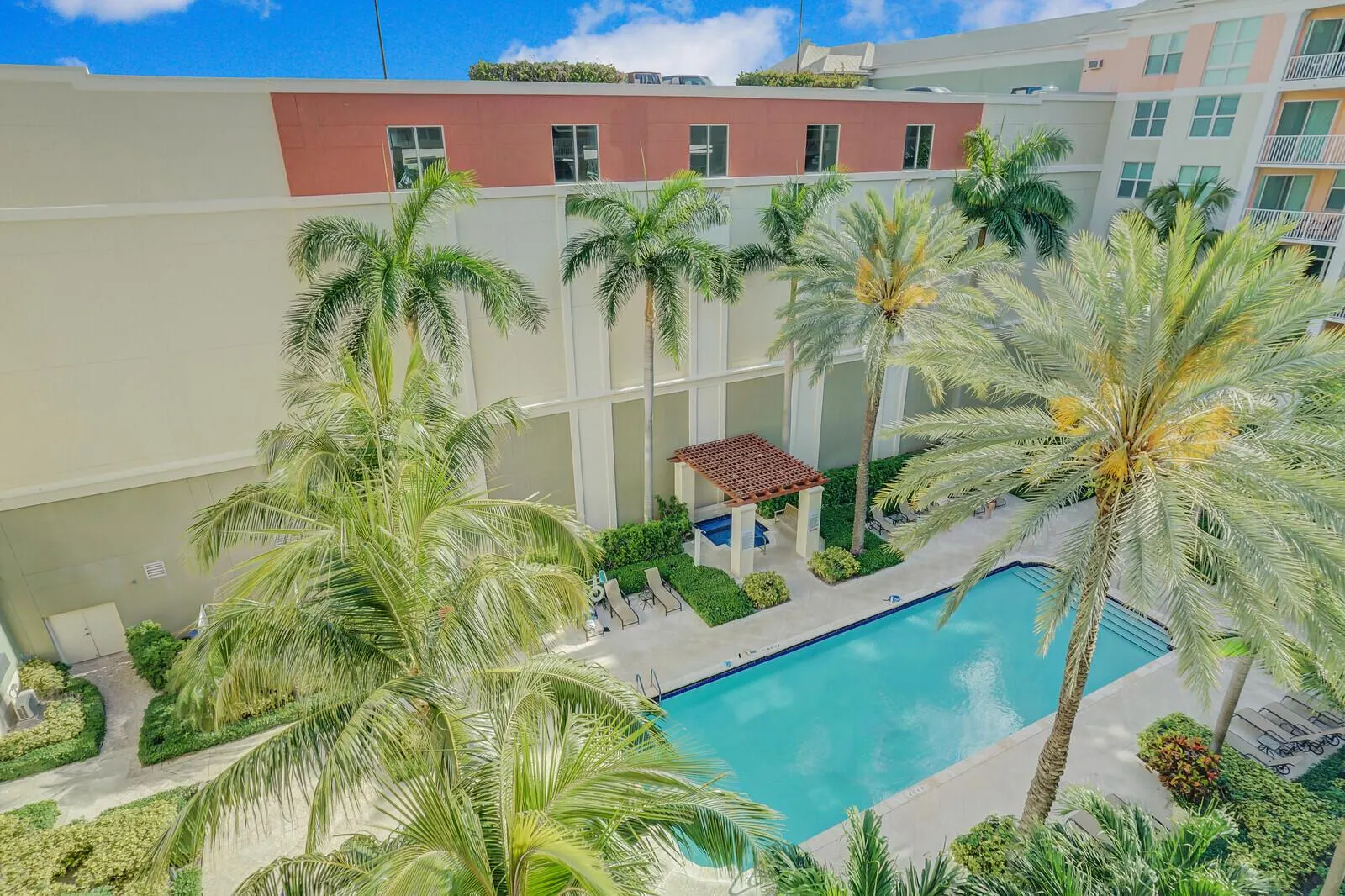 804 E Windward Way, #608