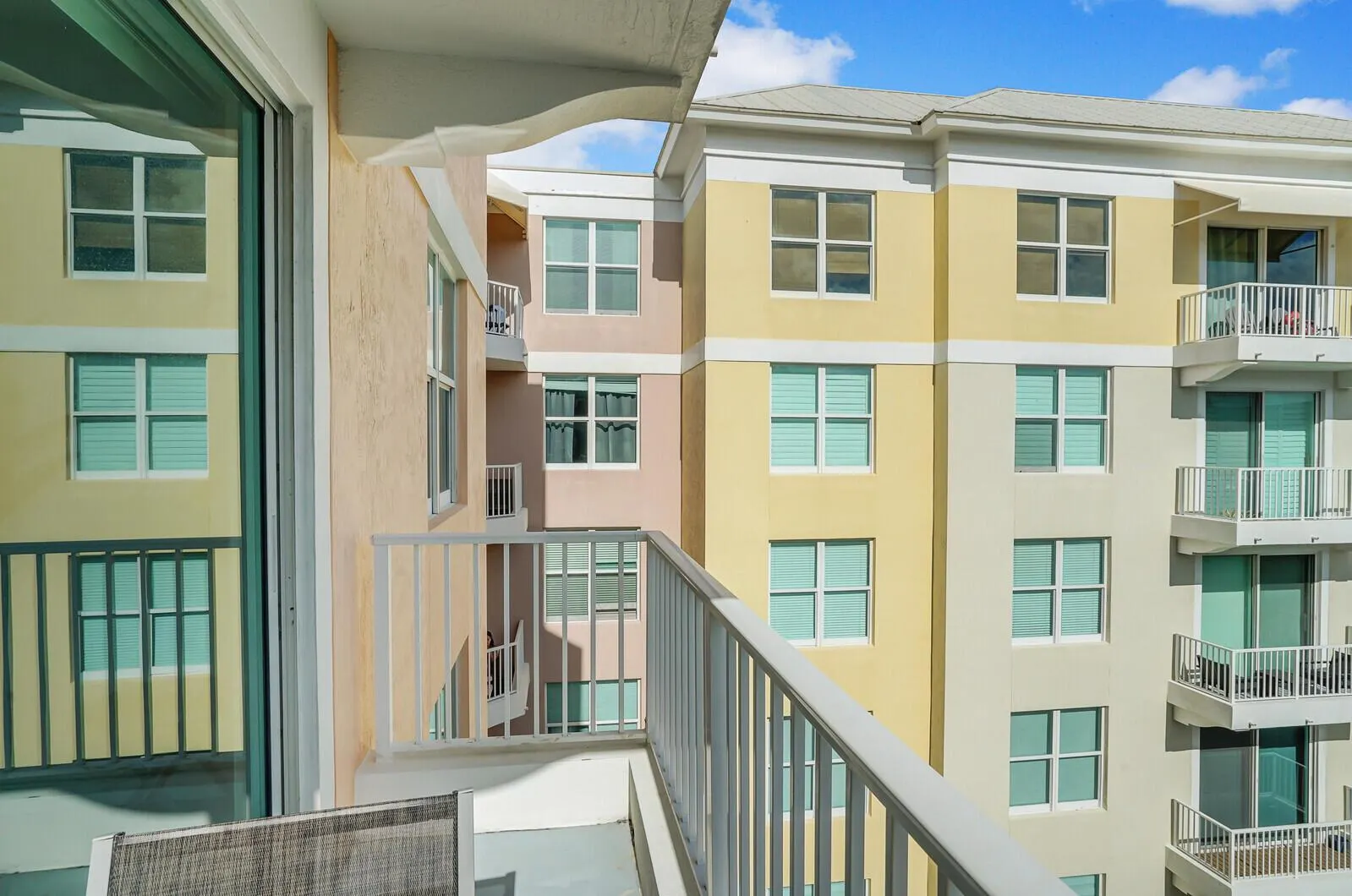 804 E Windward Way, #608