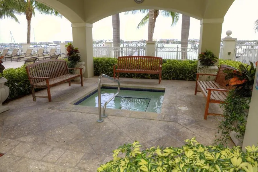 804 E Windward Way, #608