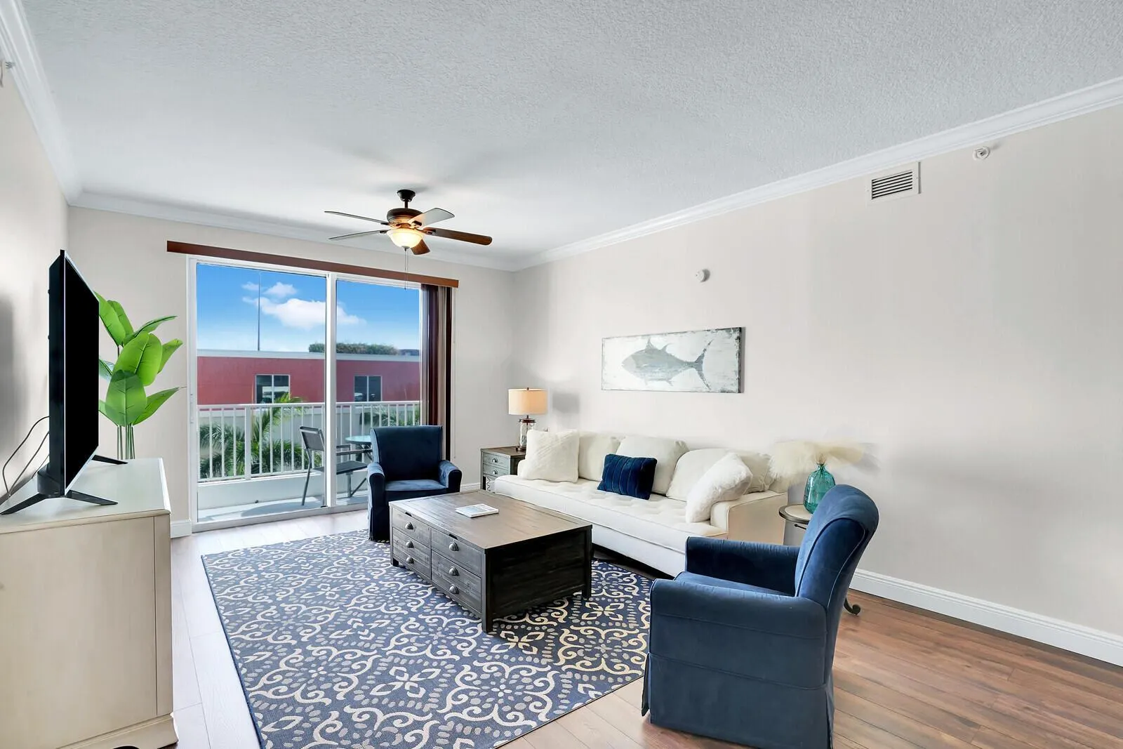 804 E Windward Way, #608