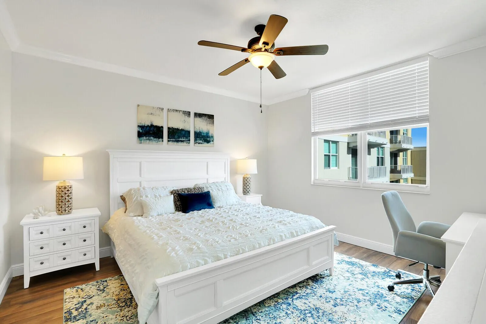804 E Windward Way, #608