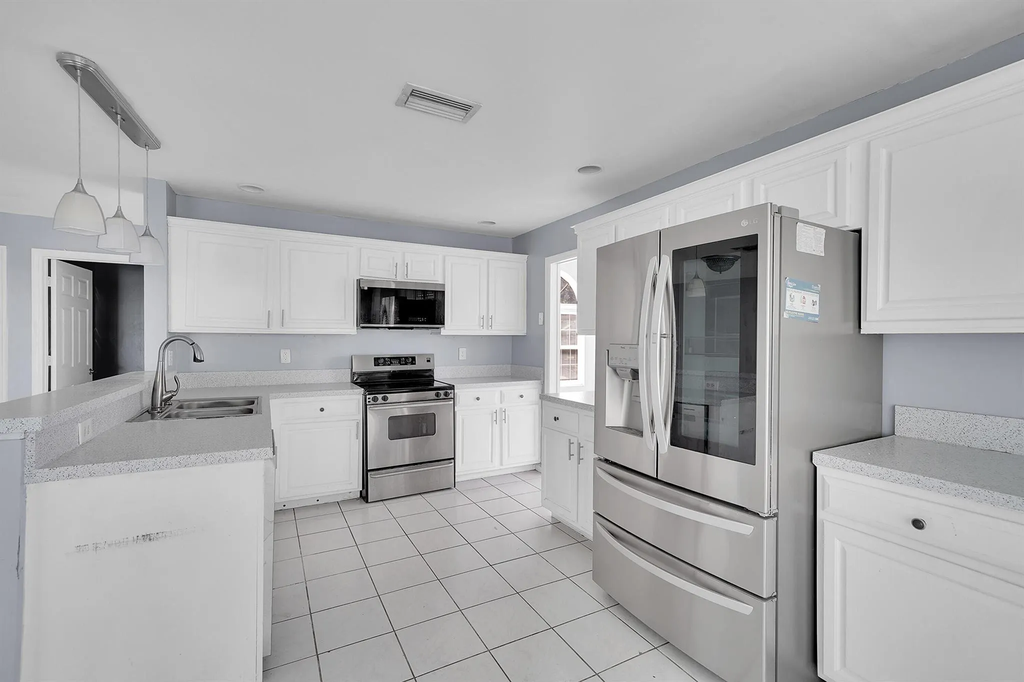 2865 NW 68th Lane