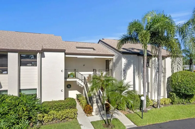 702 Wingfoot Drive, #D