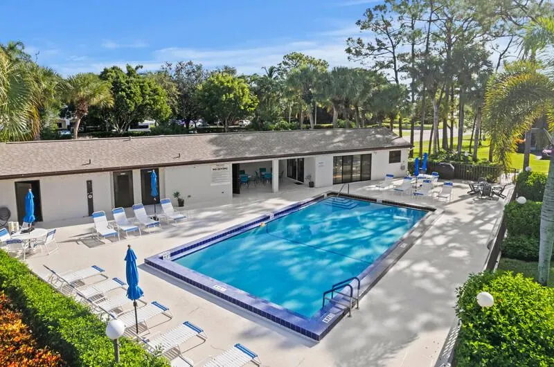 702 Wingfoot Drive, #D