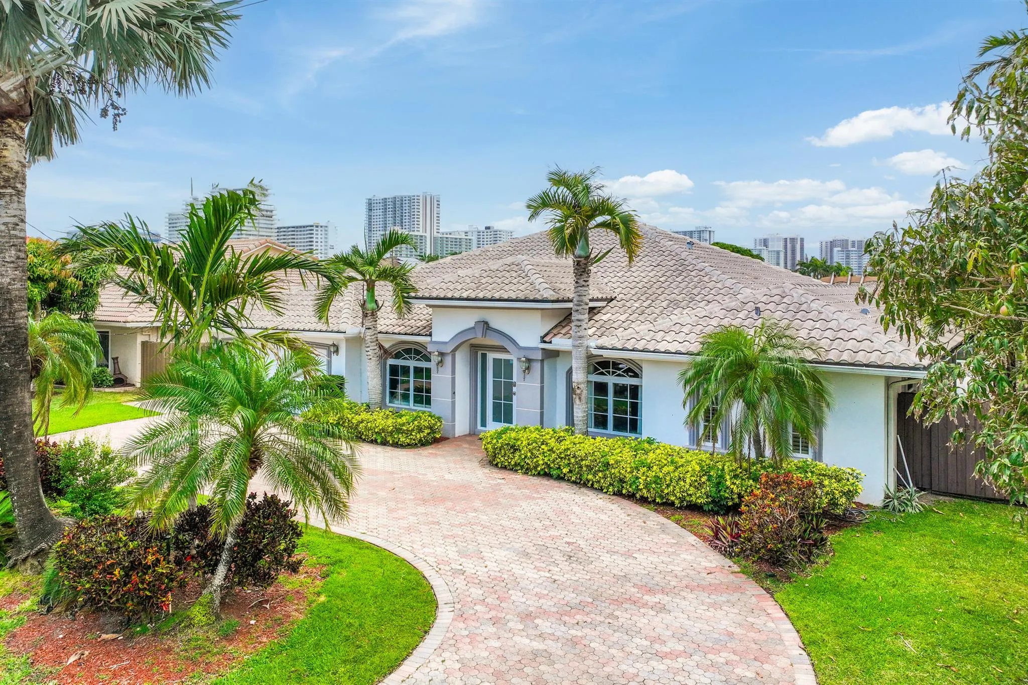 41 Castle Harbor Island