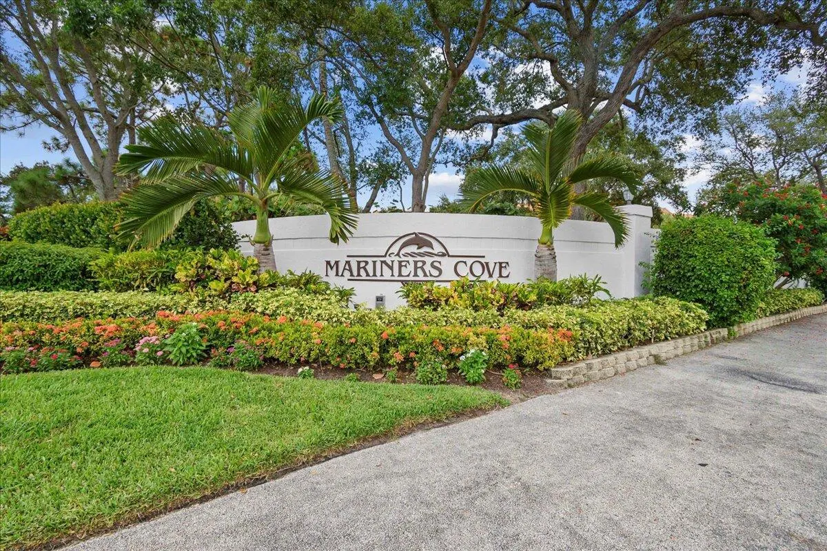 2379 Treasure Isle Drive, #28