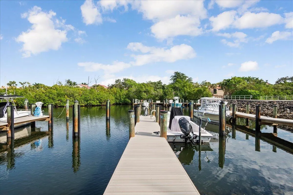 2379 Treasure Isle Drive, #28