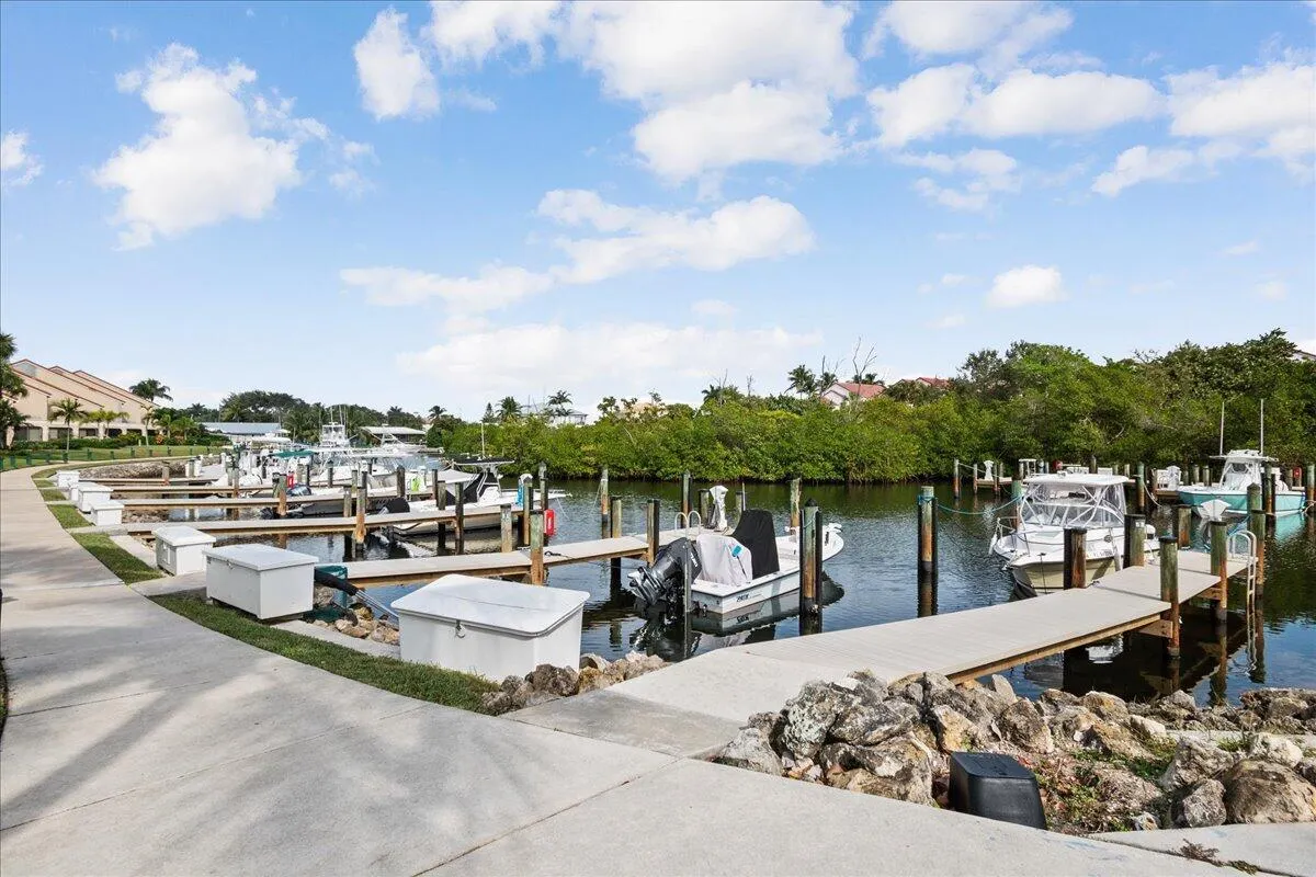 2379 Treasure Isle Drive, #28