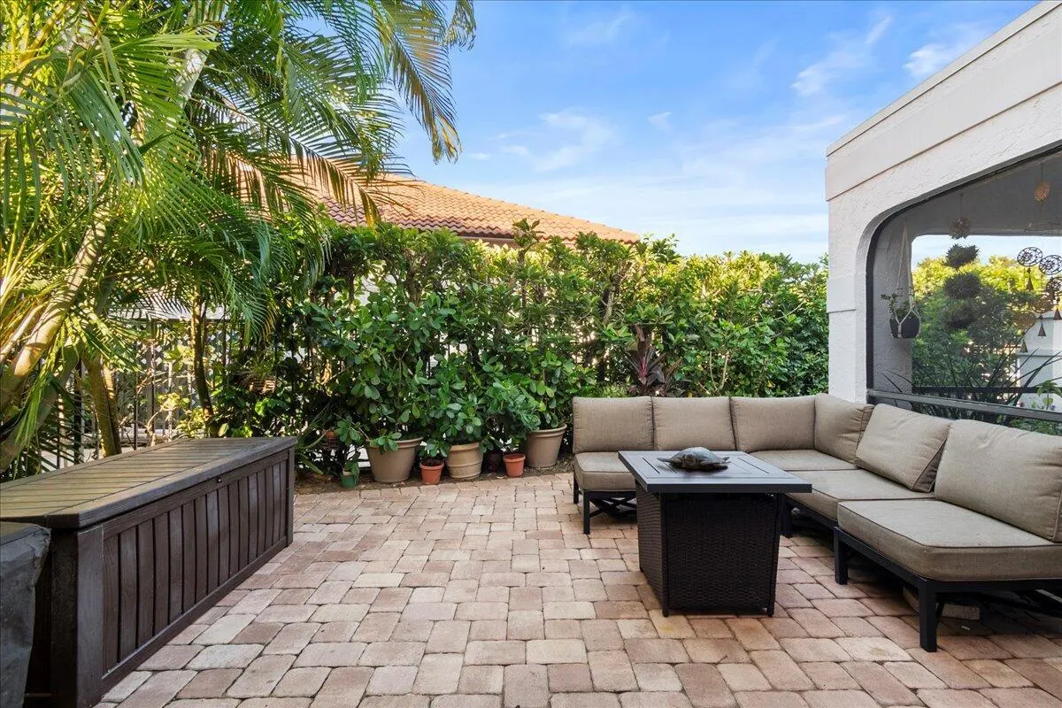 2379 Treasure Isle Drive, #28