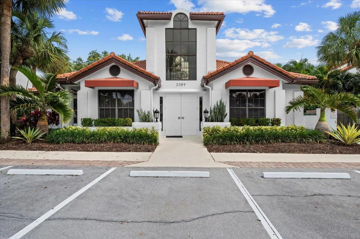 2379 Treasure Isle Drive, #28