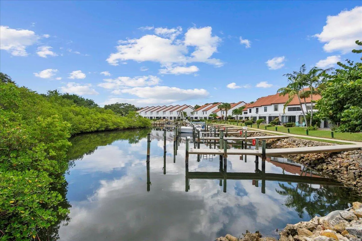 2379 Treasure Isle Drive, #28