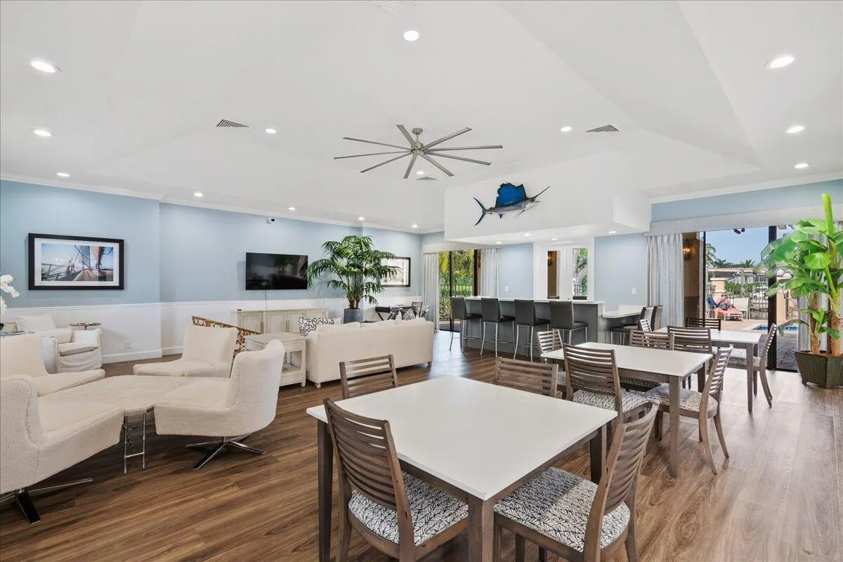 2379 Treasure Isle Drive, #28