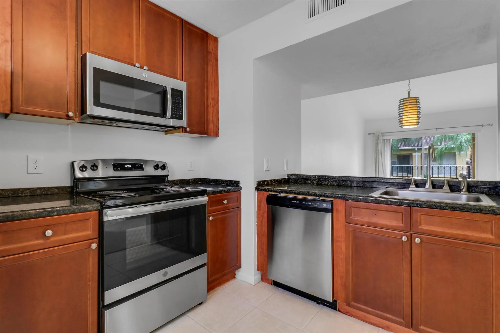 1025 Lake Shore Drive, #202