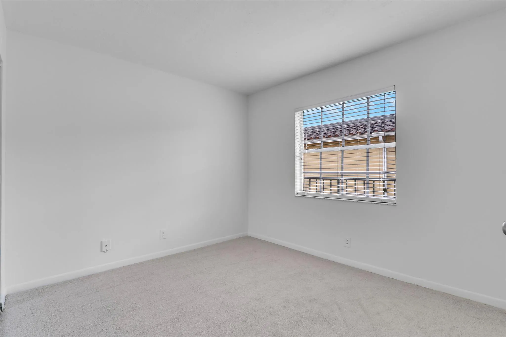 1025 Lake Shore Drive, #202