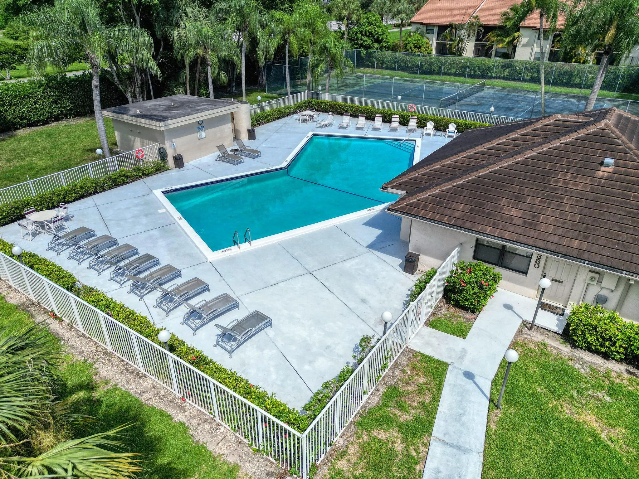 6342 Longboat Lane W, #201