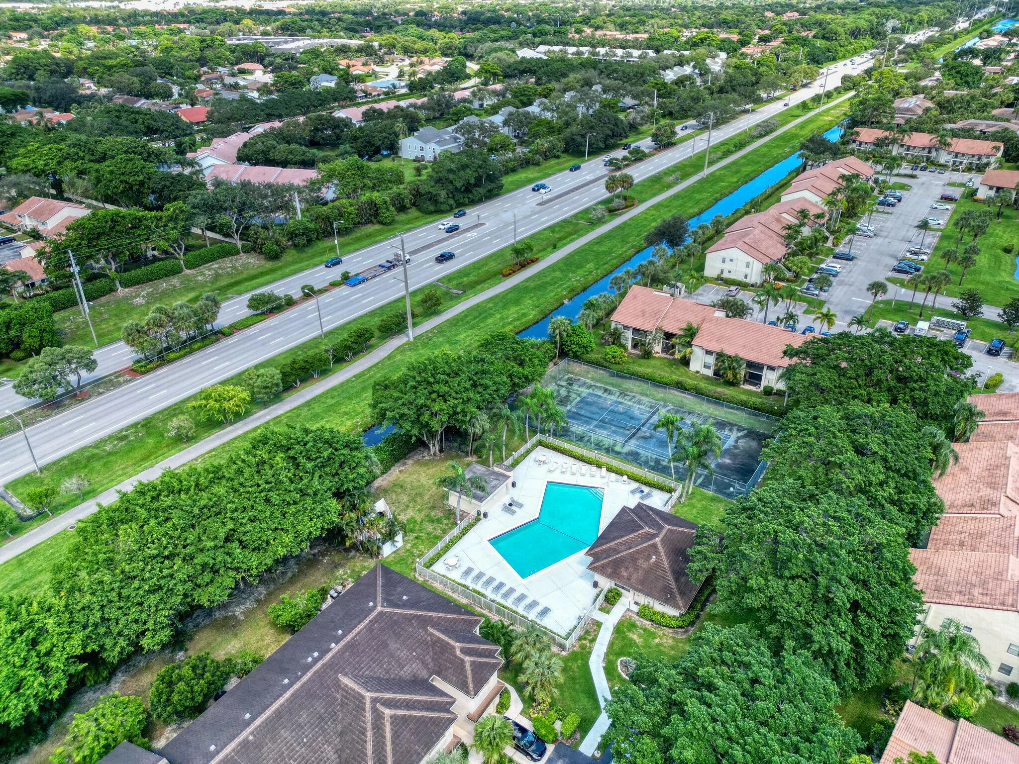 6342 Longboat Lane W, #201
