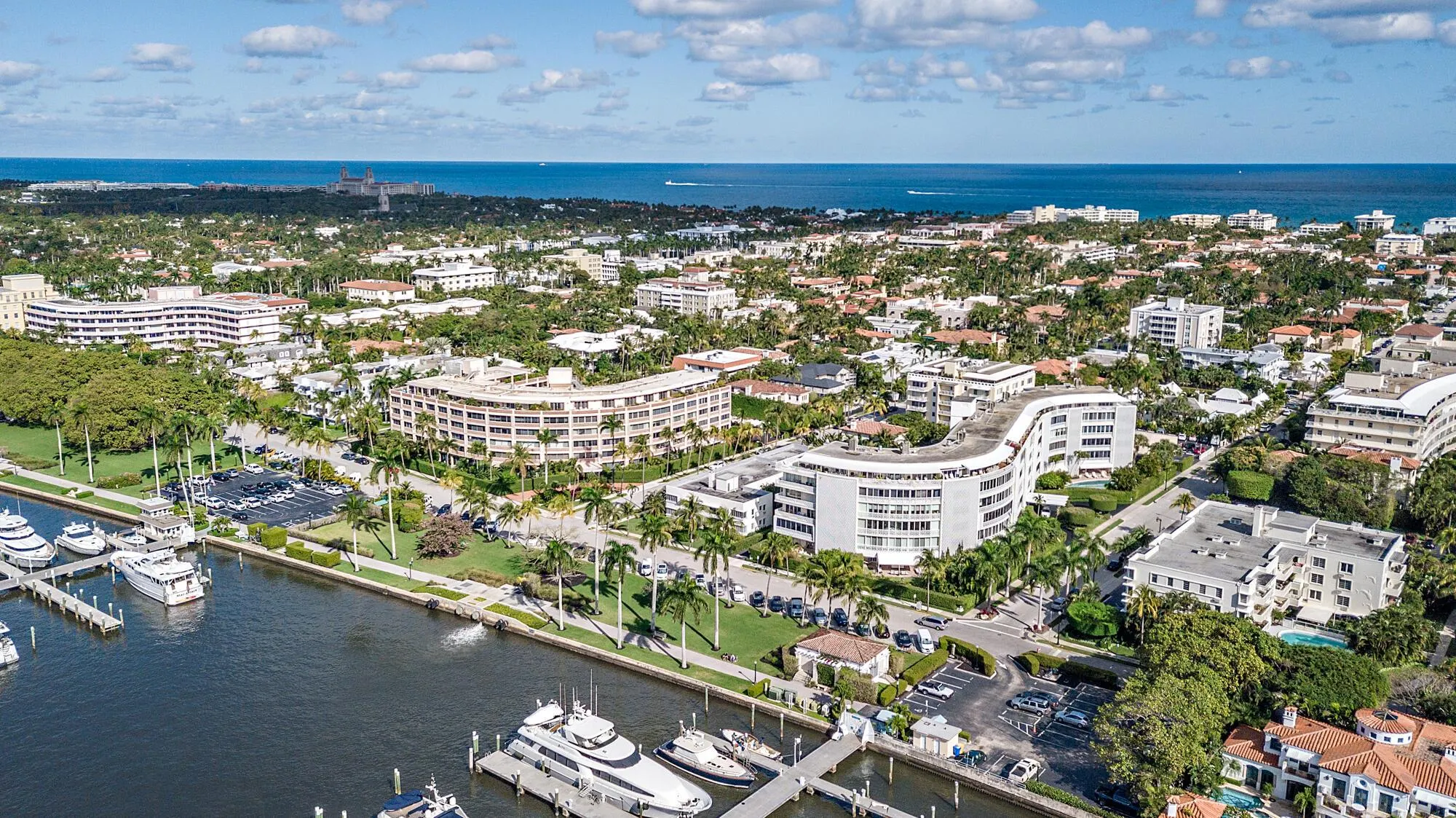 369 S Lake Drive, #2b