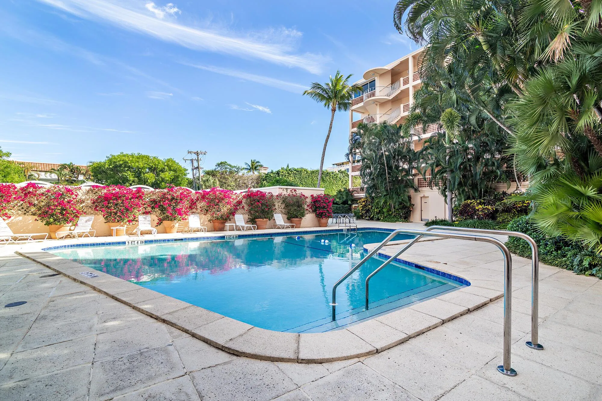 369 S Lake Drive, #2b