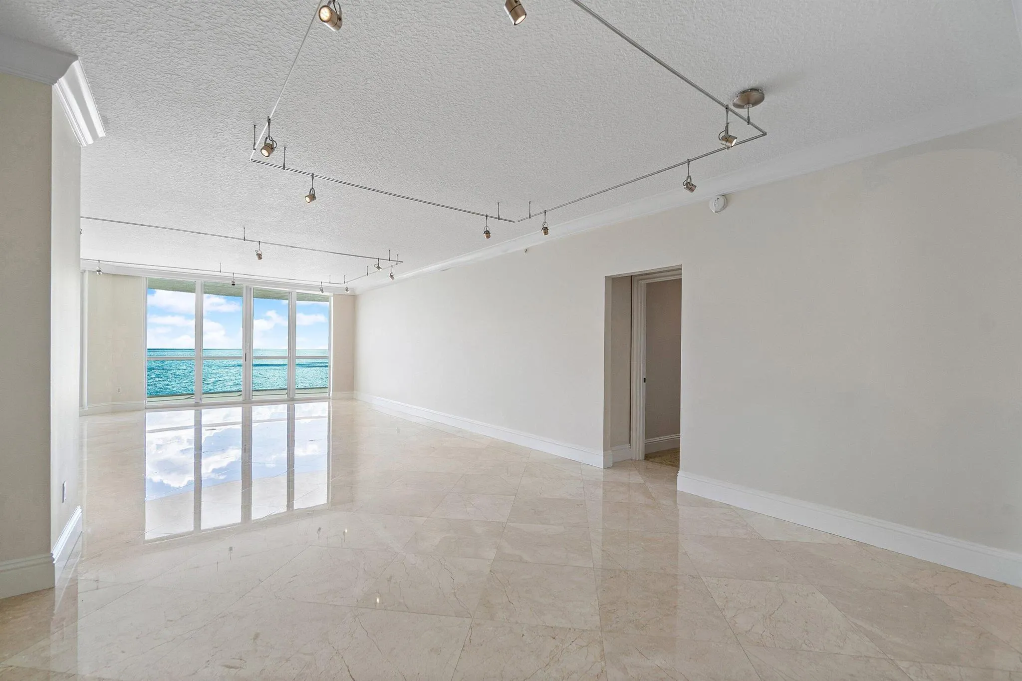4600 N Ocean Drive, #1201