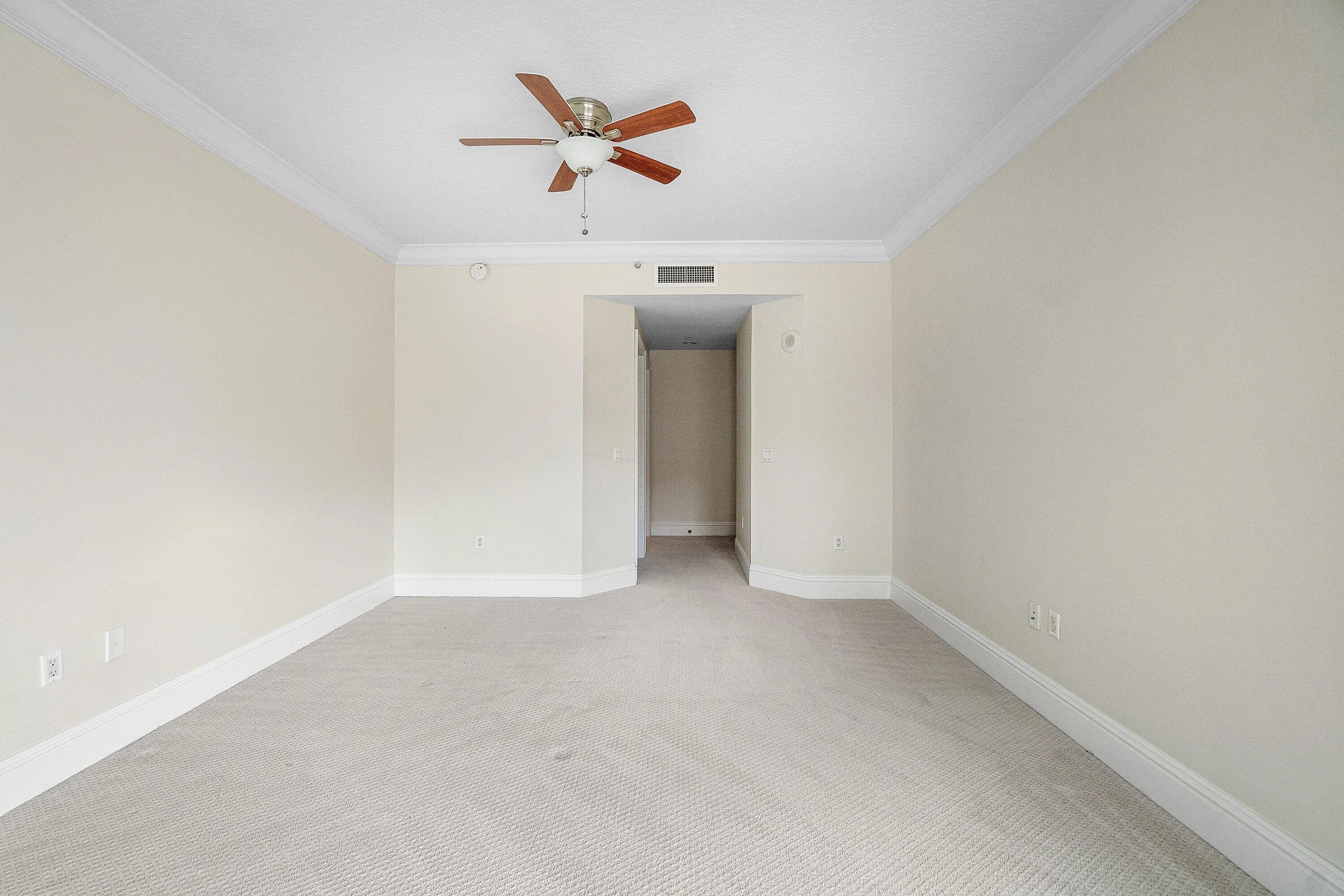 4600 N Ocean Drive, #1201
