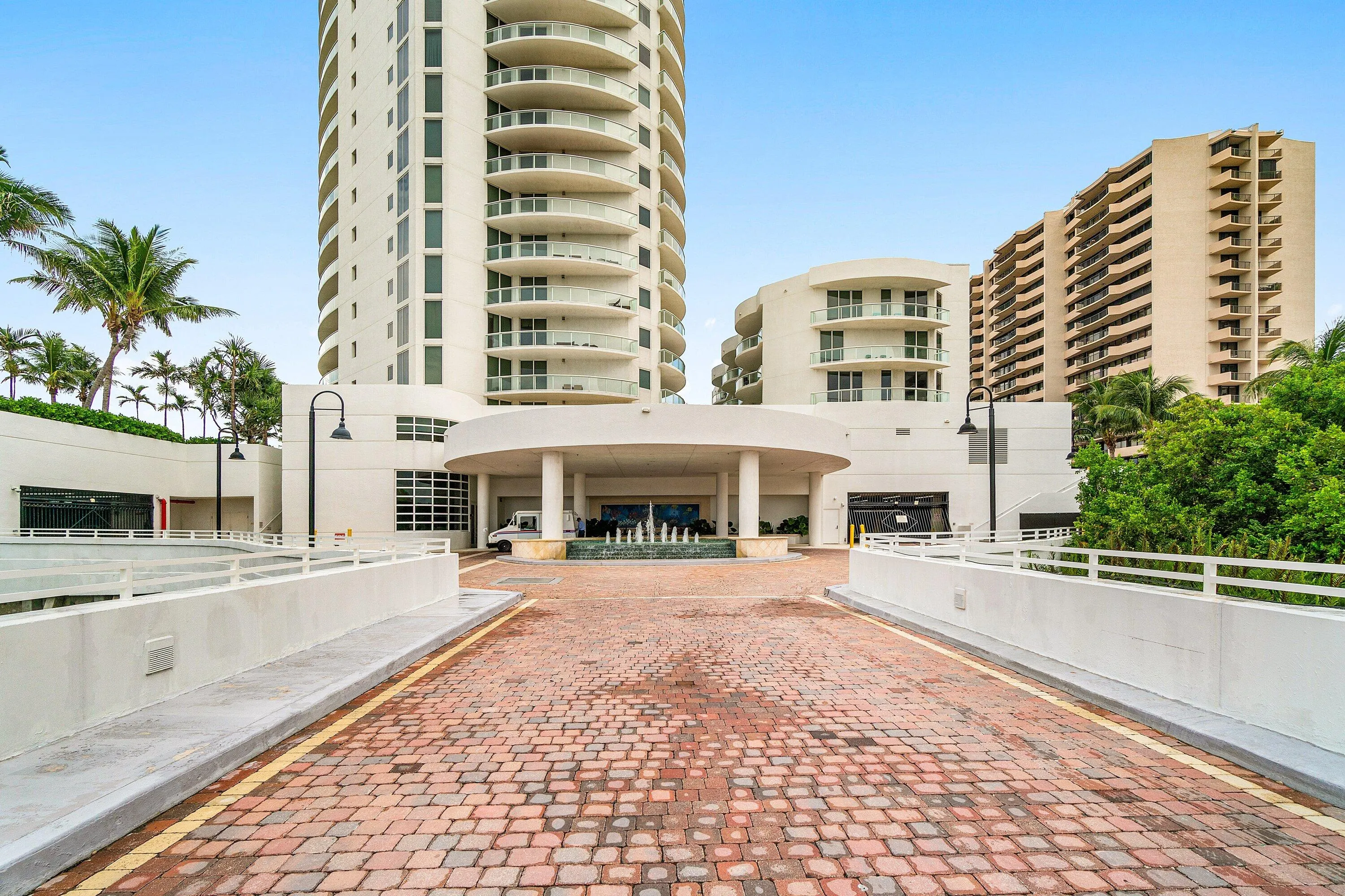4600 N Ocean Drive, #1201